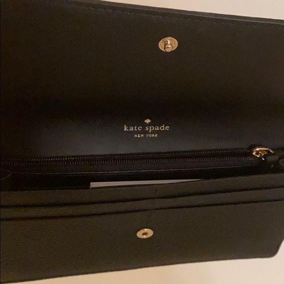 Kate Spade wallet - Picture 4 of 4